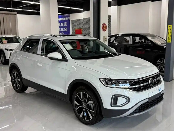 2026 Volkswagen T-Roc I (China Market) Рестайлинг, белый - вид 2