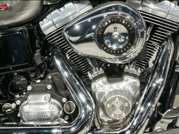 2012 Harley-Davidson Dyna Switchback, серебристый, 800000 рублей - вид 5