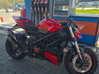 2010 Ducati Streetfighter, красный, 725000 рублей, вид 2