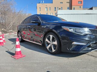 2019 Kia Optima IV Рестайлинг, чёрный, 1600000 рублей, вид 4