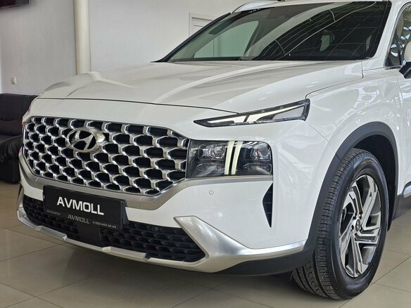 2021 Hyundai Santa Fe IV Рестайлинг, белый, 3699000 рублей - вид 2
