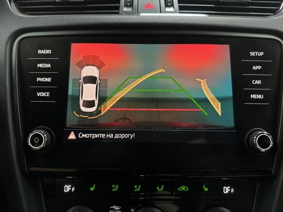 2019 Skoda Octavia III (A7) Рестайлинг, коричневый, 1720000 рублей - вид 18