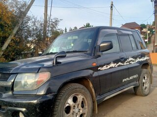 2000 Mitsubishi Pajero iO, чёрный, 650000 рублей, вид 1