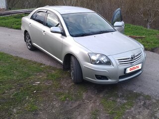 2007 Toyota Avensis II Рестайлинг, серебристый, 860000 рублей, вид 2
