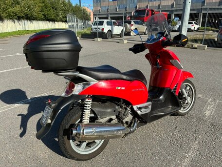 2007 Aprilia Scarabeo 400, красный, 265000 рублей, вид 4
