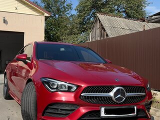 2021 Mercedes-Benz CLA 200 II (C118, X118), красный, 3600000 рублей, вид 2