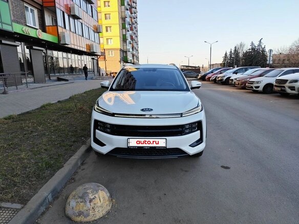 2022 JAC JS6, белый, 1740000 рублей - вид 2