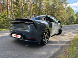 2023 Toyota Prius PHV V (XW60), серый, 5300000 рублей, вид 4