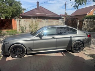 2020 BMW 5 серии 540d xDrive VII (G30/G31/G38), серый, 6000000 рублей, вид 2