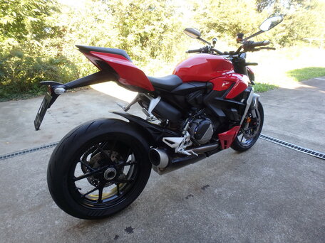 2022 Ducati Streetfighter V2, красный, 1715000 рублей, вид 3