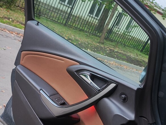 2014 Opel Astra J Рестайлинг, серый, 1100000 рублей - вид 5