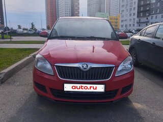 2014 Skoda Fabia II Рестайлинг, красный, 350000 рублей, вид 2