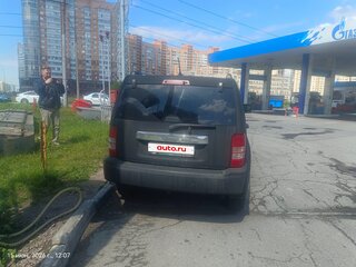2012 Jeep Cherokee IV (KK), чёрный, 1300000 рублей, вид 3