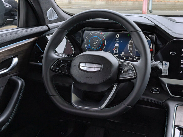 2025 Geely Monjaro I Рестайлинг, чёрный, 3749500 рублей - вид 19