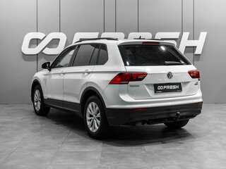 2017 Volkswagen Tiguan II, белый, 2300000 рублей, вид 2