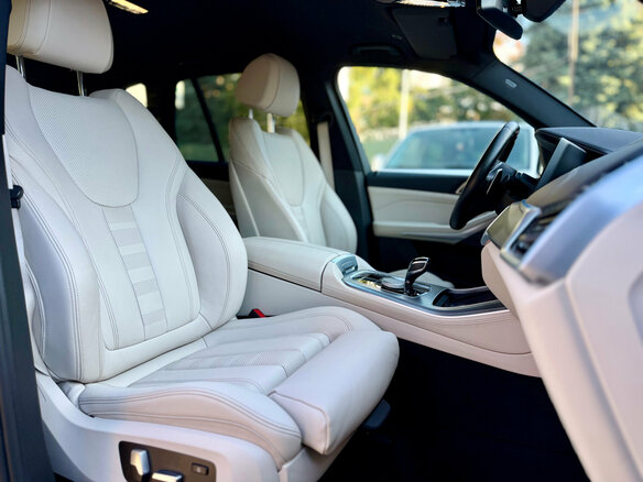 2020 BMW X5 30d IV (G05/G18), синий, 8249000 рублей - вид 22