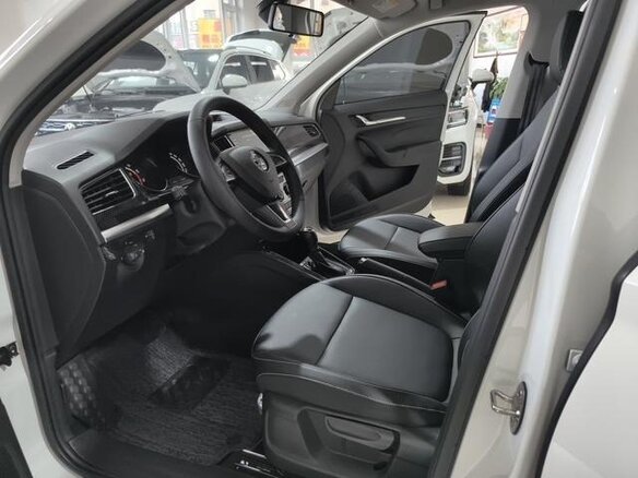 2022 Skoda Kamiq I (China Market), белый, 1920000 рублей - вид 7