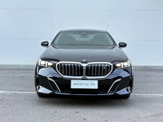 2025 BMW i5 Long eDrive35L, чёрный, 6300008 рублей, вид 2
