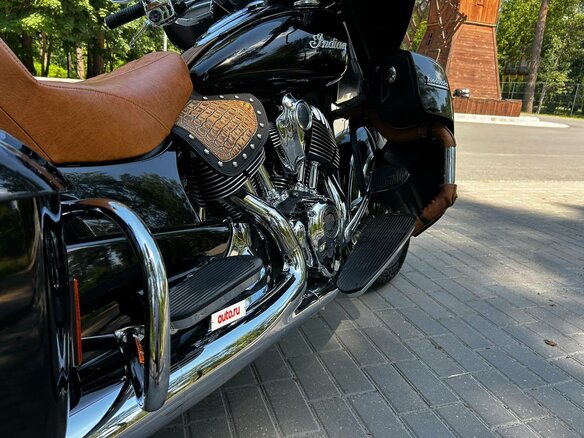 2015 Indian Roadmaster, чёрный, 1146215 рублей - вид 15
