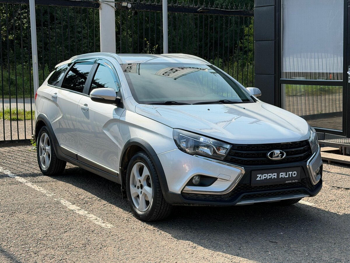 Открыть фотографии: Lada (ВАЗ) Vesta I