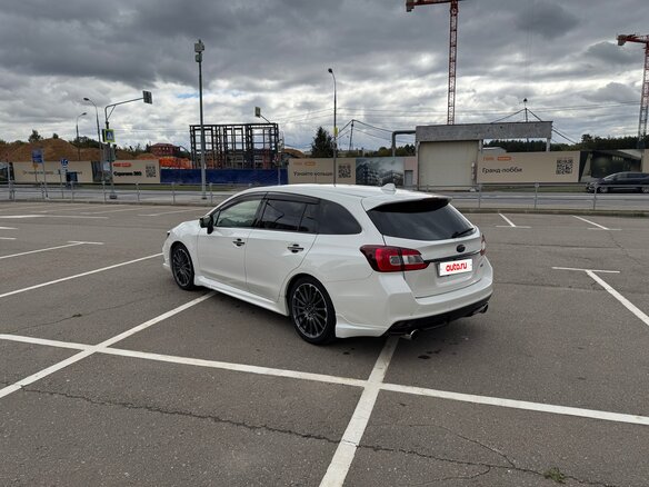 2018 Subaru Levorg I Рестайлинг, белый, 2500000 рублей - вид 3