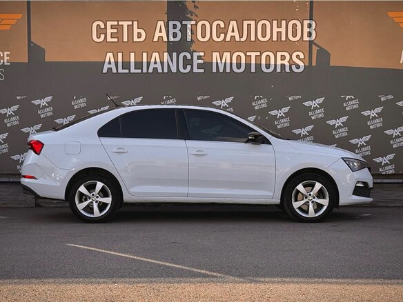 2021 Skoda Rapid II, белый - вид 8