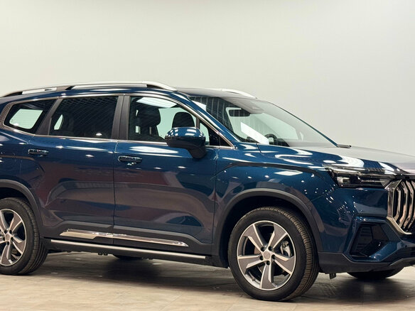 2025 Geely Okavango I Рестайлинг, синий, 2750000 рублей - вид 5