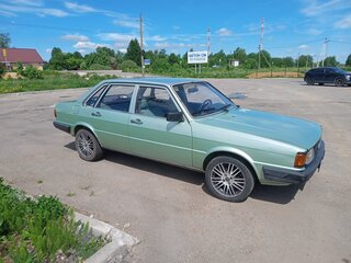 1982 Audi 80 III (B2), зелёный, 450000 рублей, вид 3
