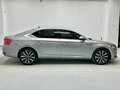 2021 Skoda Superb III Рестайлинг, серебристый, 1890000 рублей - вид 4