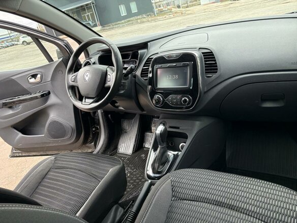 2018 Renault Kaptur I, чёрный, 1825000 рублей - вид 9