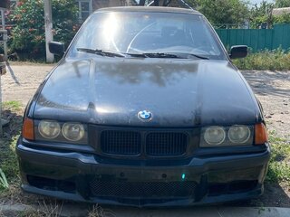 1994 BMW 3 серии 318i III (E36), чёрный, 300000 рублей, вид 2