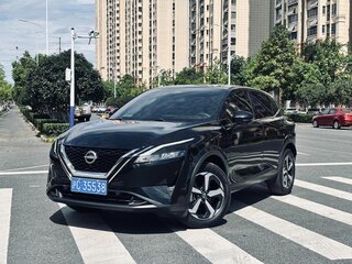 2023 Nissan Qashqai III, чёрный, 1390000 рублей, вид 1
