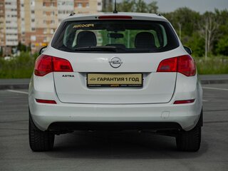 2011 Opel Astra J, белый, 569000 рублей, вид 3
