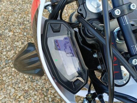 2025 Regulmoto Seven Medalist 150E, красный, 130000 рублей, вид 1