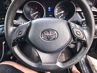 2020 Toyota C-HR I Рестайлинг, чёрный, 1900000 рублей, вид 5