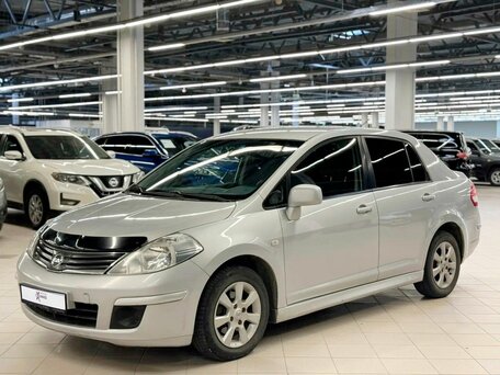 Nissan Tiida I Рестайлинг