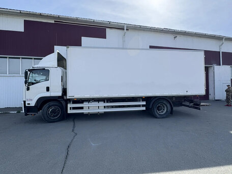 2018 Isuzu Forward (F-Series), белый, 5600000 рублей, вид 4