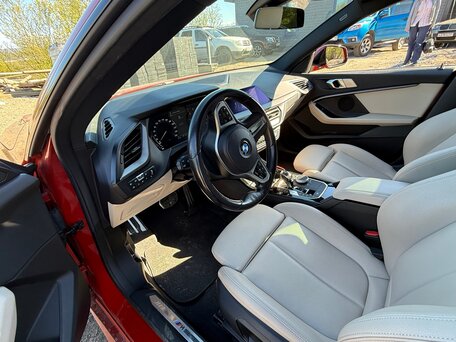 2021 BMW 2 серии Gran Coupe 218i F44, красный, 3000000 рублей, вид 3