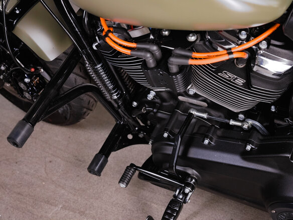 2021 Harley-Davidson Fat Bob, зелёный - вид 22