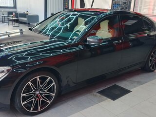 2017 BMW 7 серии Long 730Ld xDrive VI (G11/G12), чёрный, 3400000 рублей, вид 1
