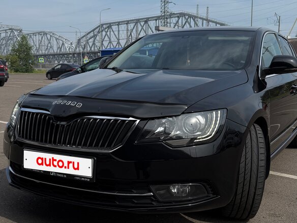 2014 Skoda Superb DSG II Рестайлинг, чёрный, 1200000 рублей - вид 1