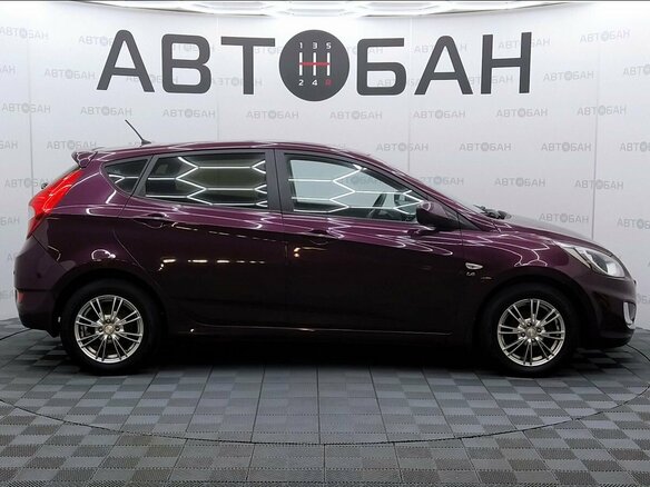 2012 Hyundai Solaris I, фиолетовый, 849000 рублей - вид 5