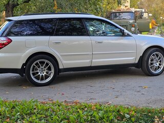 2006 Subaru Outback III Рестайлинг, белый, 1150000 рублей, вид 3