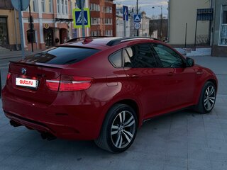 2010 BMW X6 M I (E71), красный, 2000000 рублей, вид 4
