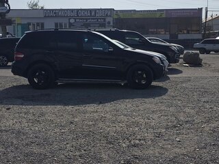 2008 Mercedes-Benz M-Класс 500 II (W164), чёрный, 800000 рублей, вид 4