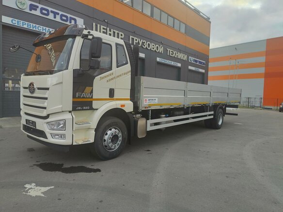 2026 FAW J6L, белый - вид 2