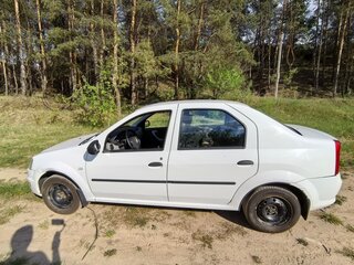 2012 Renault Logan I Рестайлинг, белый, 400000 рублей, вид 2