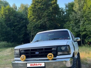 1995 Ford Bronco V, белый, 2800000 рублей, вид 1