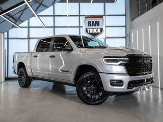 2026 Ram 1500 Crew Cab V Рестайлинг, серебристый, 12349143 рублей, вид 2