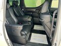 2019 Toyota Alphard III Рестайлинг, белый - вид 11